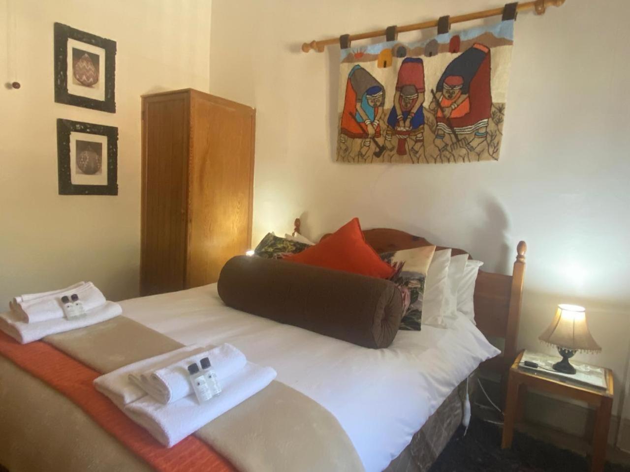 Peerboom Guesthouse 푸리즈버그 객실 사진